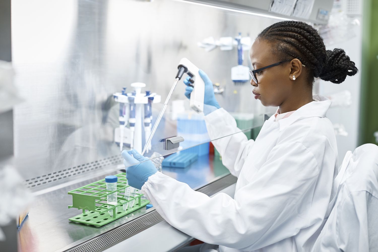 Accura Diagnostics Laboratory Equipment